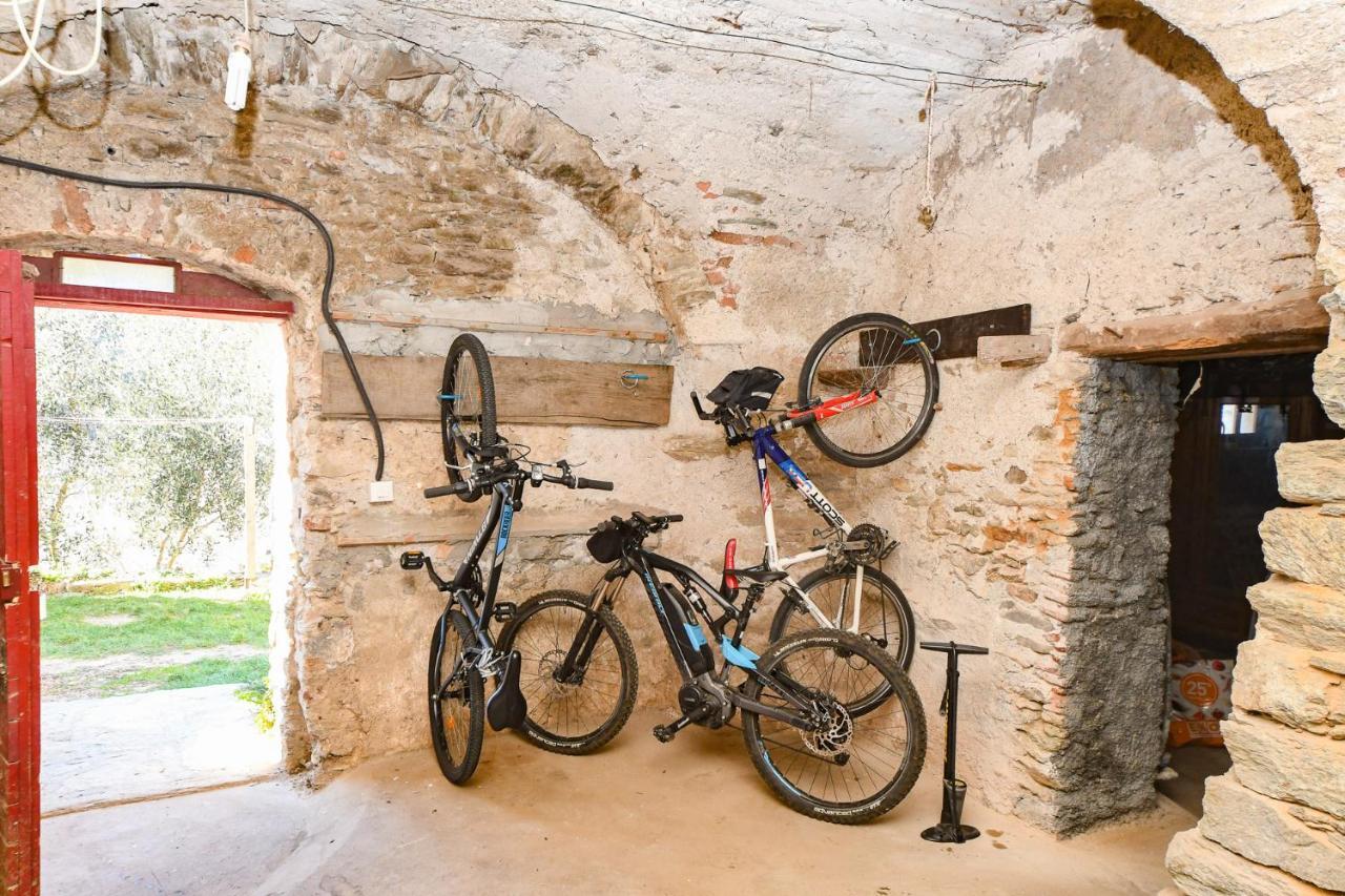 Antica Casa Del Canto Iara - Private Parking Calice Ligure Zewnętrze zdjęcie